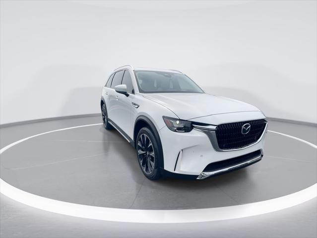 2024 Mazda X-90 Premium Plus