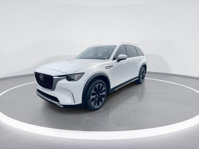 2024 Mazda X-90 Premium Plus