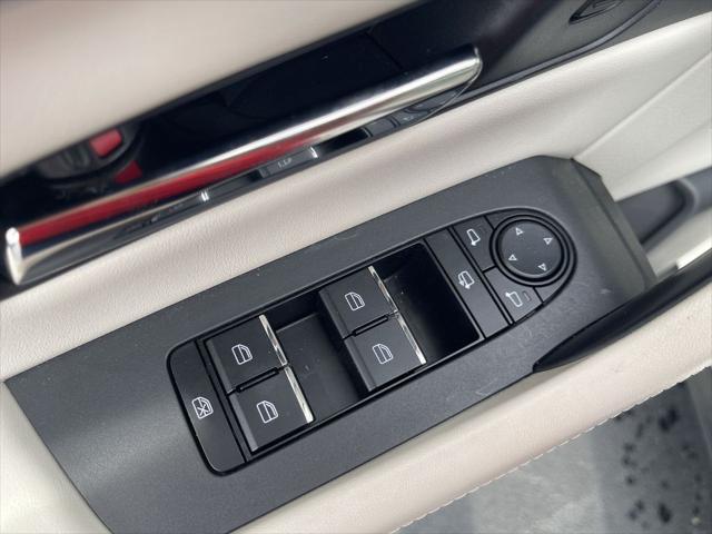 2024 Mazda X-90 Premium Plus
