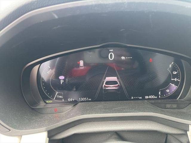 2024 Mazda X-90 Premium Plus