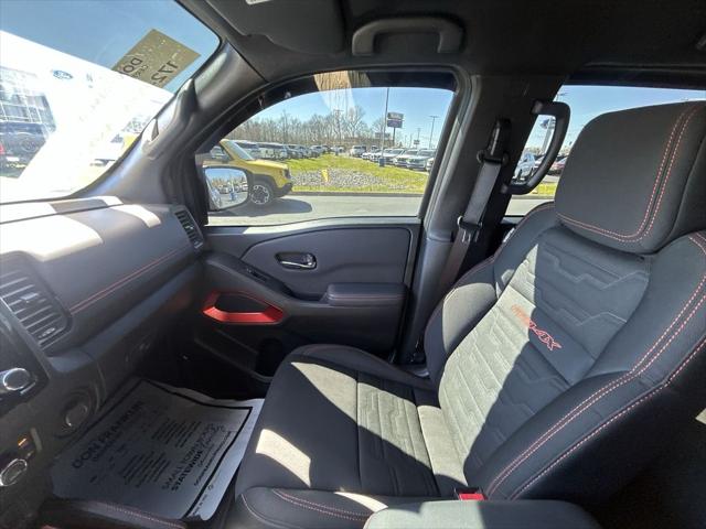 2024 Nissan Frontier Crew Cab PRO-4X 4x4