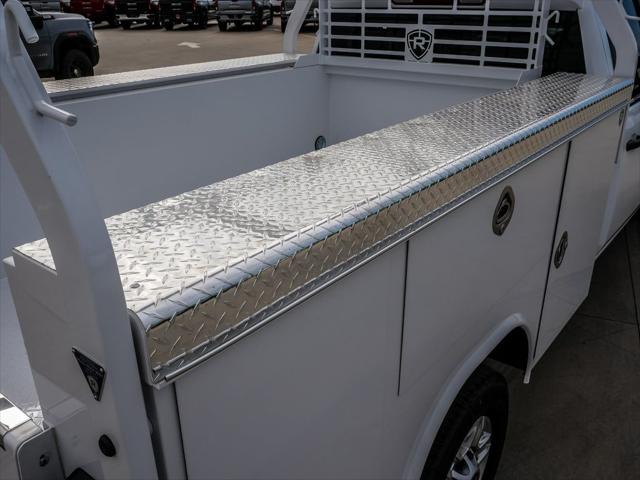2026 GMC Sierra 2500HD Crew Cab, Long Bed, Pro, 4WD