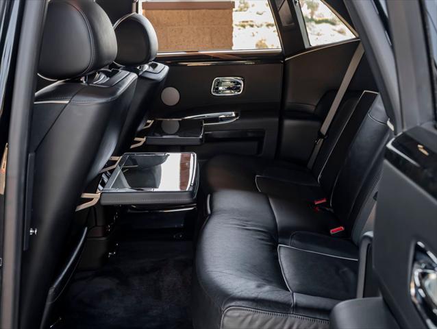 2013 Rolls-Royce Ghost Base