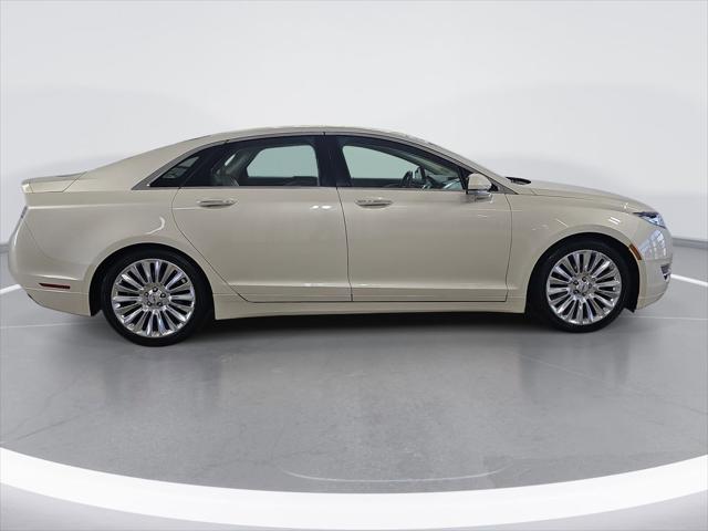 2016 Lincoln MKZ Base