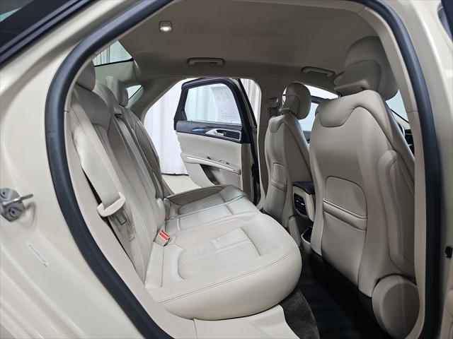 2016 Lincoln MKZ Base