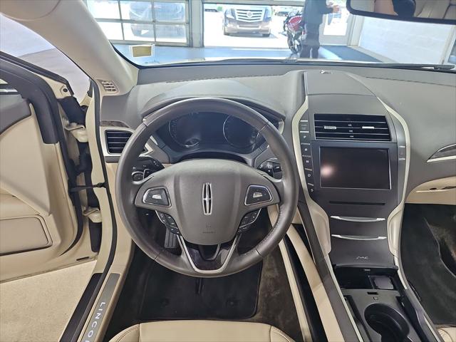 2016 Lincoln MKZ Base