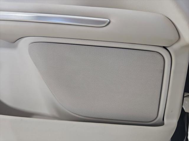 2016 Lincoln MKZ Base