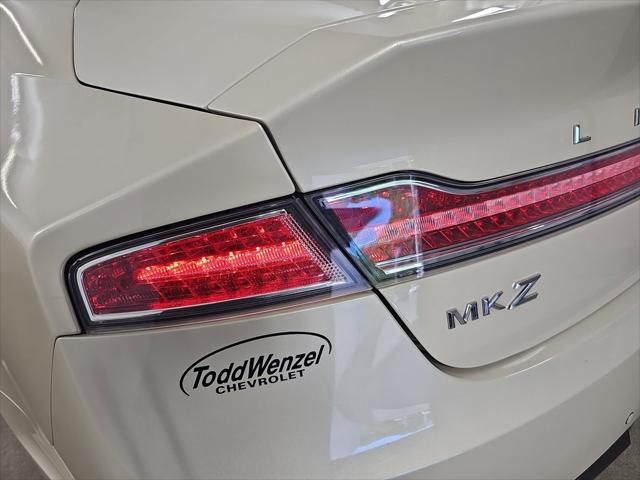 2016 Lincoln MKZ Base