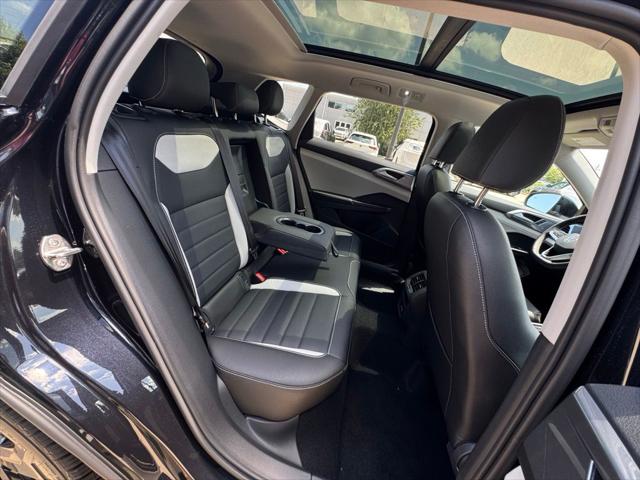 2026 Volkswagen Taos SEL