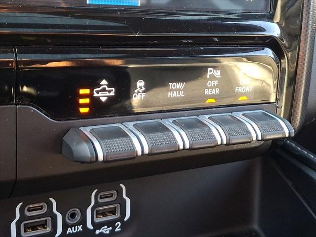 2023 Ram 1500 Limited Crew Cab 4x4 5'7" Box