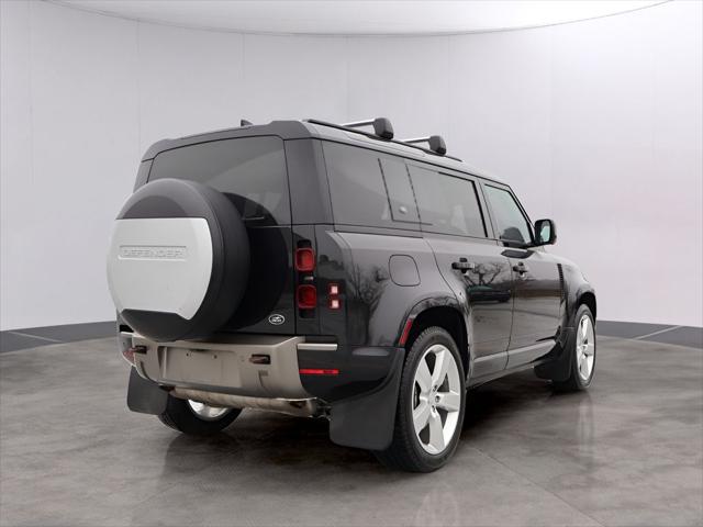 2022 Land Rover Defender 110 X-Dynamic SE