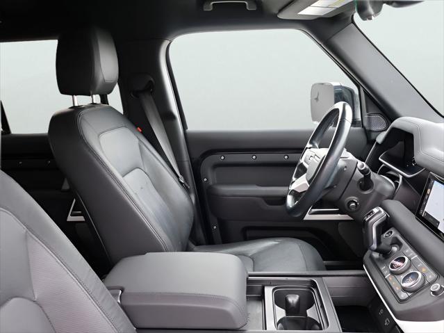 2022 Land Rover Defender 110 X-Dynamic SE