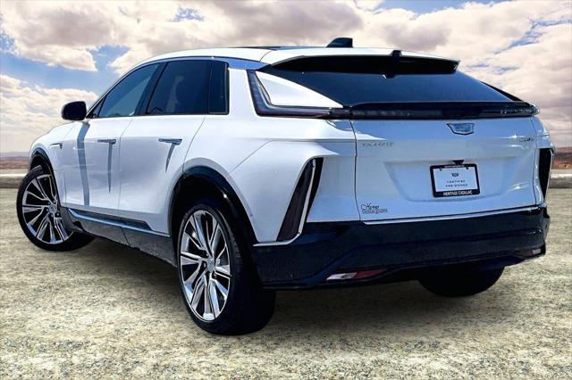 2025 Cadillac iQ Luxury 3 RWD