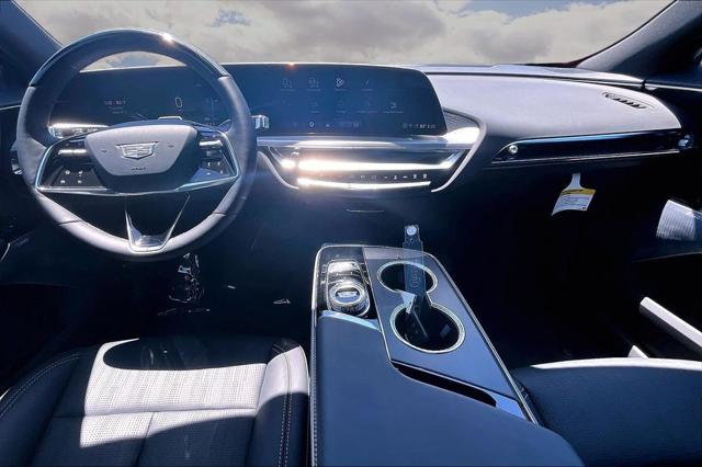 2025 Cadillac iQ Luxury 3 RWD