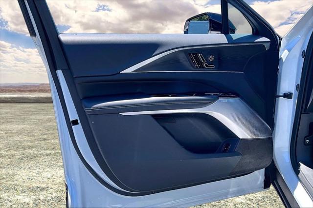 2025 Cadillac iQ Luxury 3 RWD