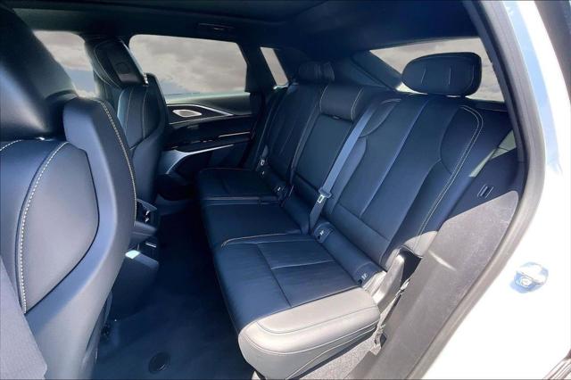 2025 Cadillac iQ Luxury 3 RWD