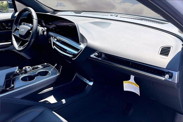 2025 Cadillac iQ Luxury 3 RWD