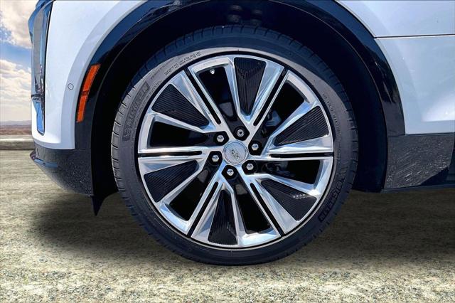 2025 Cadillac iQ Luxury 3 RWD