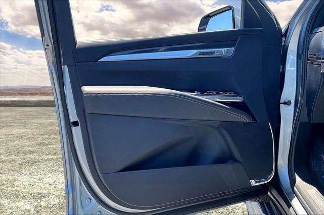 2025 Cadillac Escalade V-Series