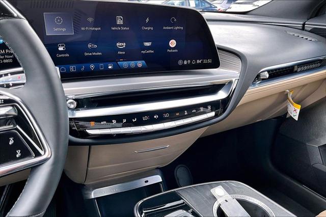2024 Cadillac iQ Sport w/1SK