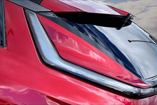 2024 Cadillac iQ Sport w/1SK