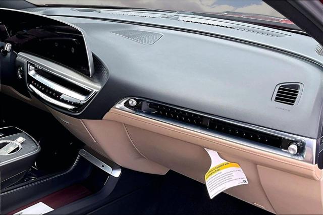 2024 Cadillac iQ Sport w/1SK