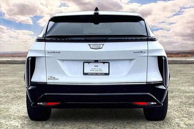 2024 Cadillac iQ Luxury w/1SE