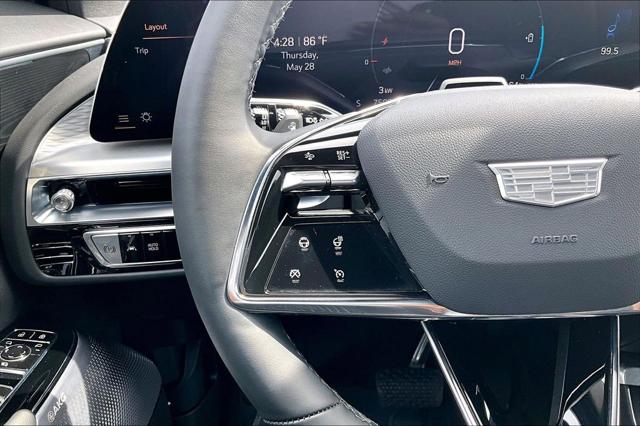 2024 Cadillac iQ Luxury w/1SE