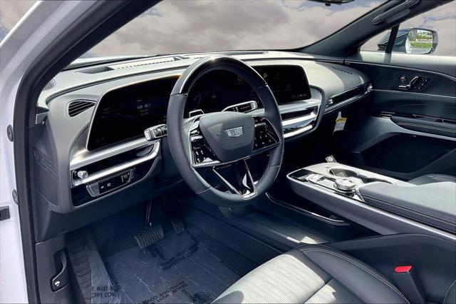 2024 Cadillac iQ Luxury w/1SE