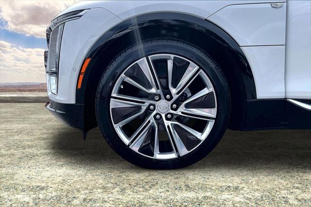 2024 Cadillac iQ Luxury w/1SE