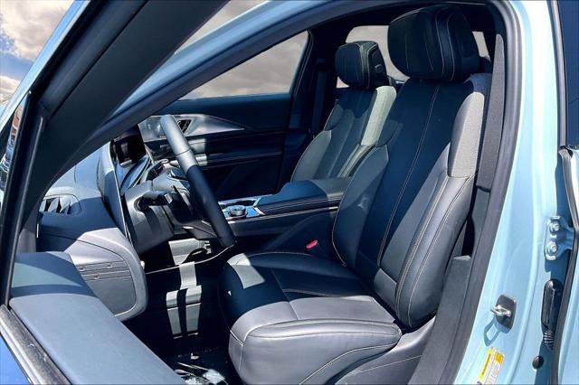 2024 Cadillac iQ Tech w/1SA
