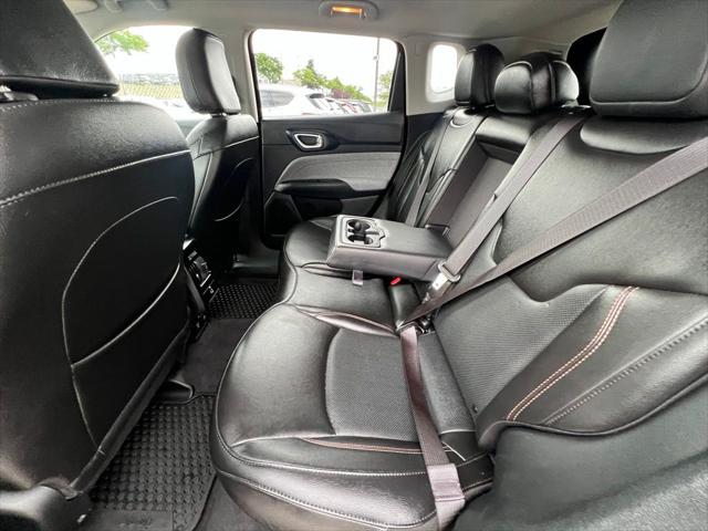 2022 Jeep Compass Latitude Lux 4x4