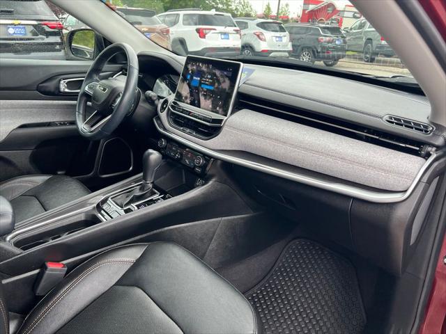 2022 Jeep Compass Latitude Lux 4x4