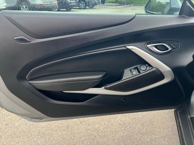2021 Chevrolet Camaro RWD Coupe 1LT