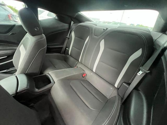 2021 Chevrolet Camaro RWD Coupe 1LT