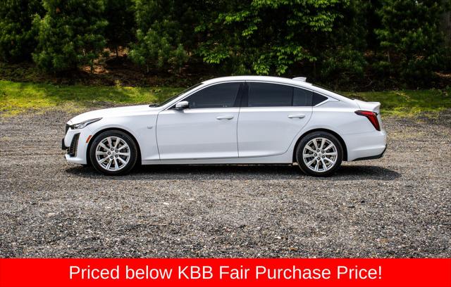 2022 Cadillac CT5 Luxury