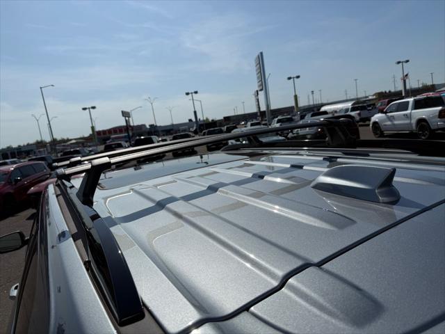 2025 GMC Acadia AWD AT4