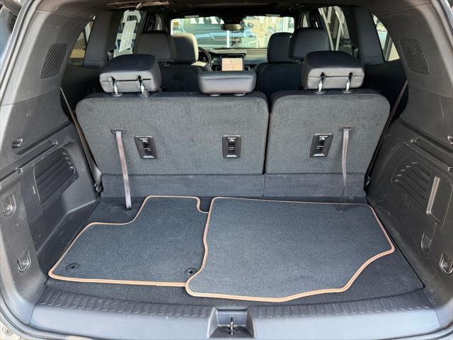 2025 GMC Acadia AWD AT4