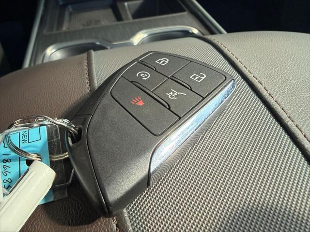 2025 GMC Acadia AWD AT4