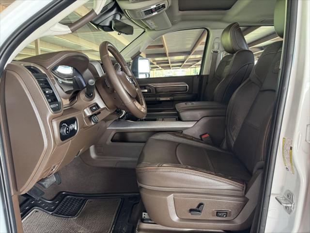 2025 Ram 3500 LimitedLimited Longhorn Mega Cab 4x4 6'4" Box