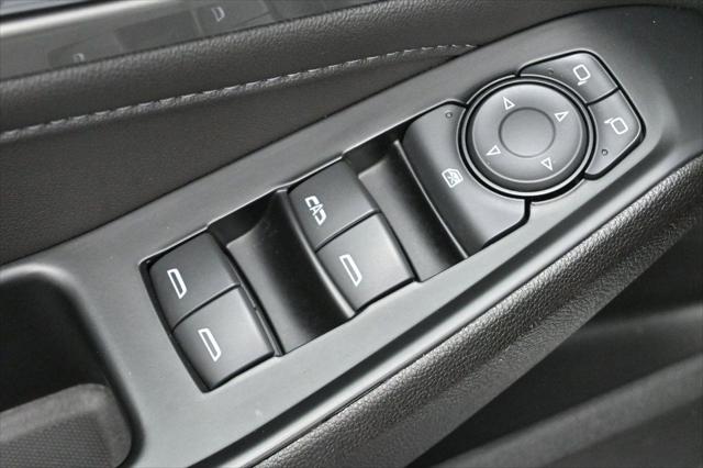 2023 Chevrolet Traverse FWD LT Cloth