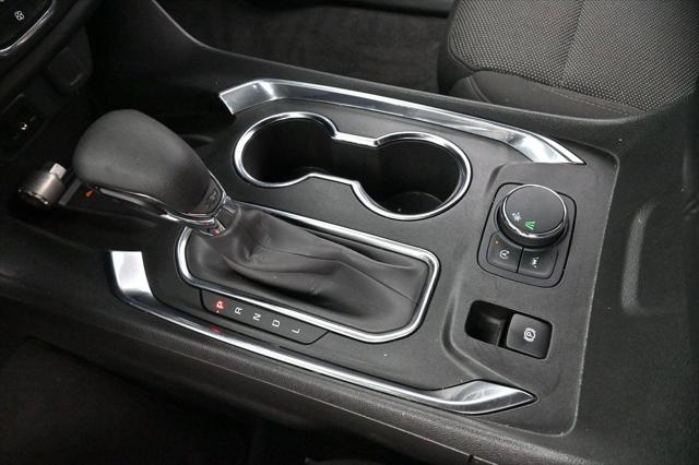 2023 Chevrolet Traverse FWD LT Cloth