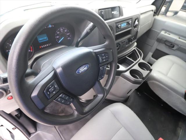 2022 Ford E-350 Cutaway Unknown