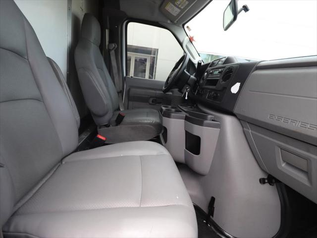 2022 Ford E-350 Cutaway Unknown