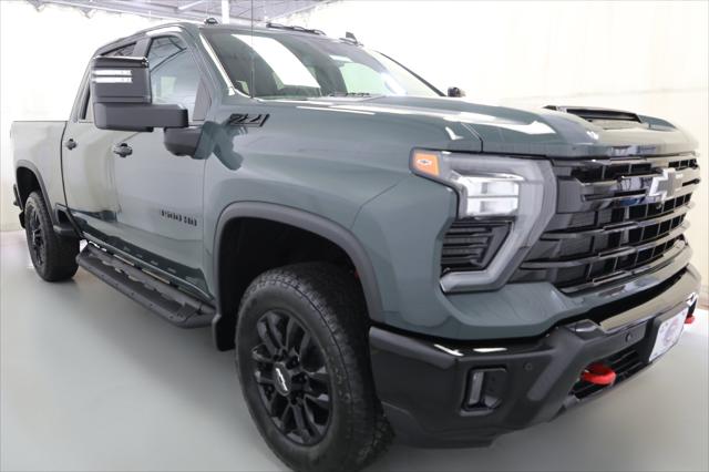 2026 Chevrolet Silverado 3500HD Crew Cab, Standard Bed, LT, 4WD