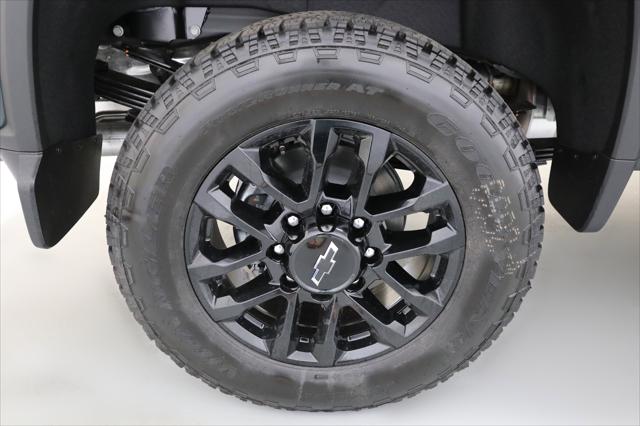2026 Chevrolet Silverado 3500HD Crew Cab, Standard Bed, LT, 4WD