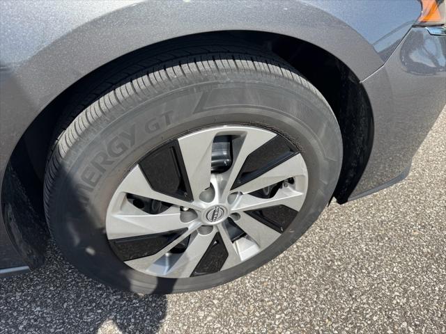 2024 Nissan Altima S FWD