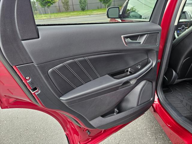 2016 Ford Edge Sport