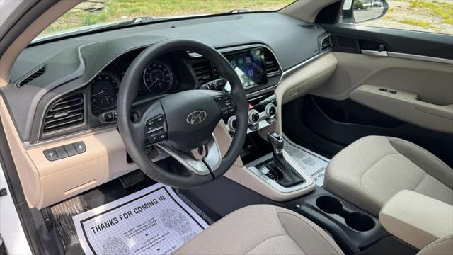 2019 Hyundai Elantra SE