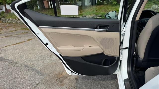 2019 Hyundai Elantra SE